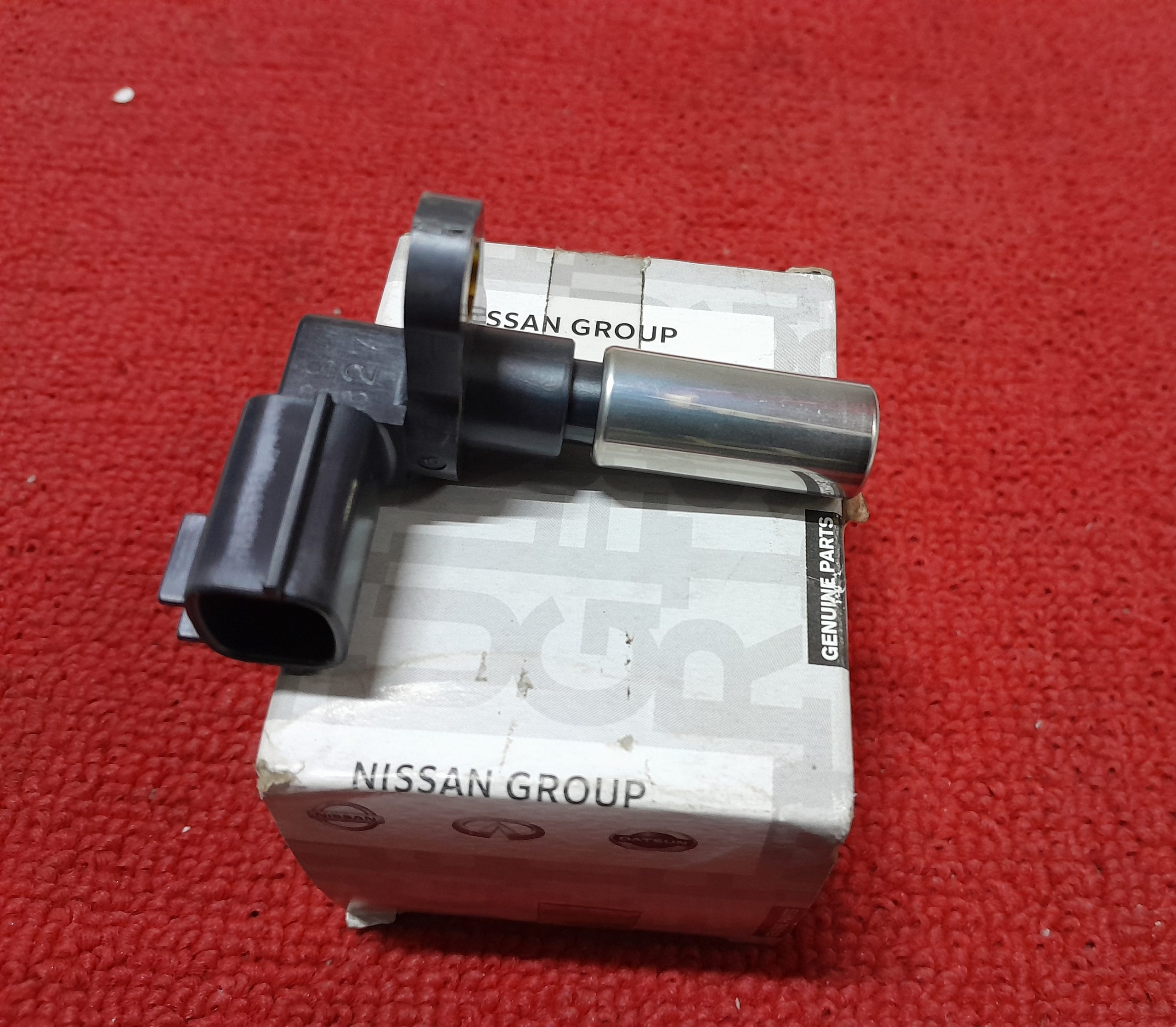 Crankshaft/Camshaft Position Sensor Nissan - Image 5