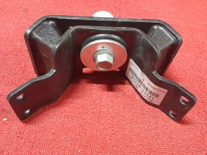 Gear Box Mounting Toyota L/cruiser 1KZ
