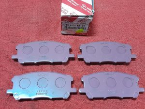 Front Brake Pad Toyota Harrier ACU30