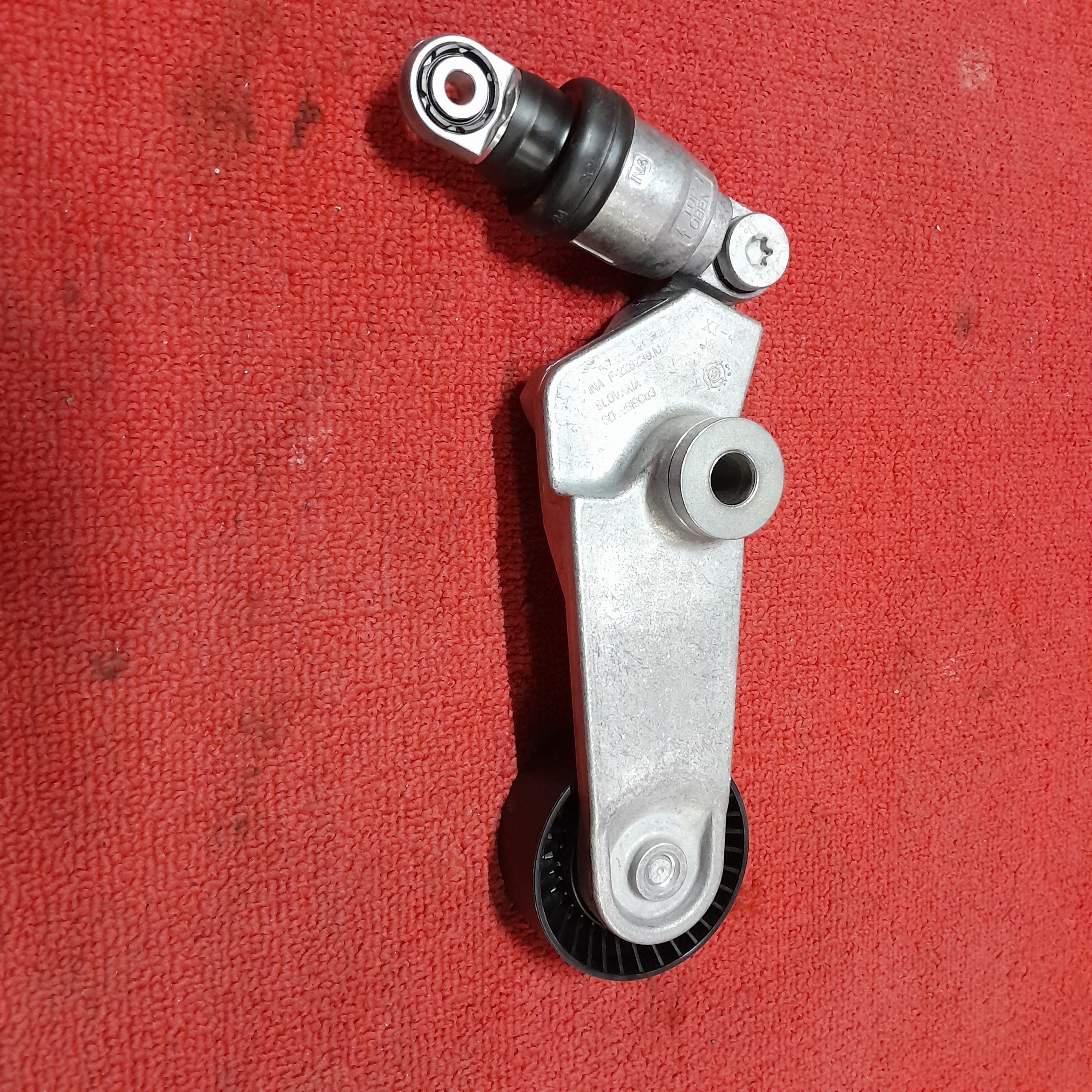 Tensioner Assy Toyota 1AZFSE - Image 3